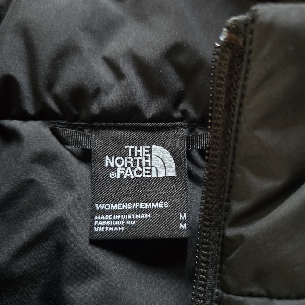 The North Face Puffer Coat - Picture 5 of 5